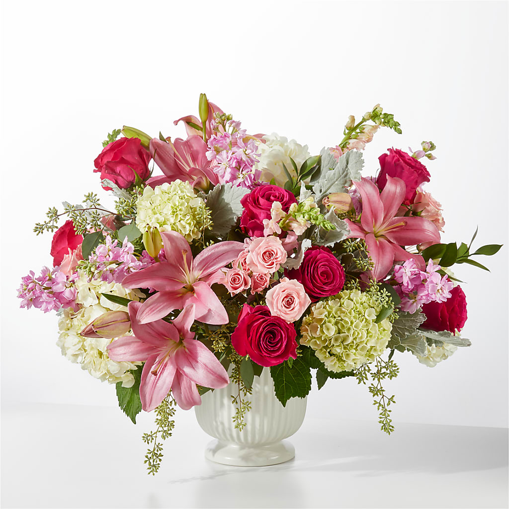 Antique Shopping Bouquet – THE MOST BLOOMS & MORE, Grand Bay AL