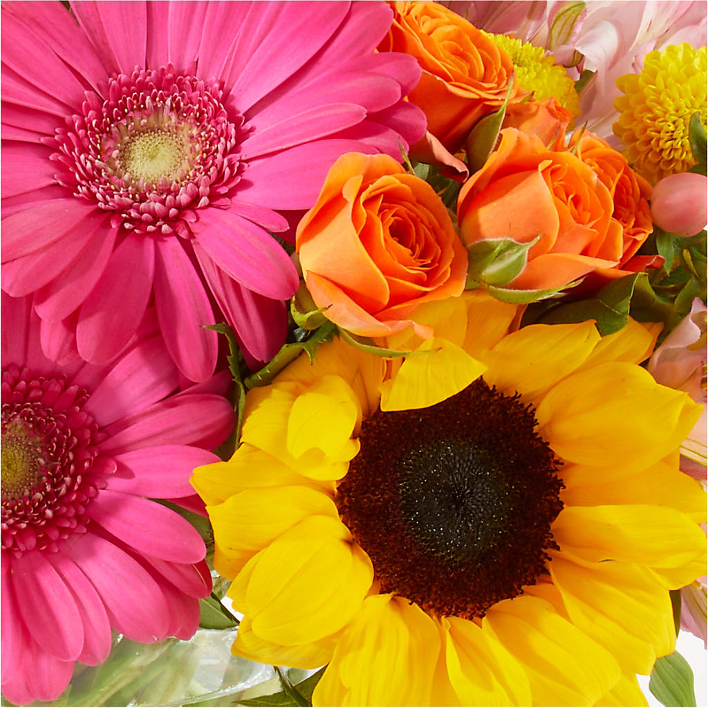 Florist Original Mixed Bouquet – THE MOST BLOOMS & MORE, Grand Bay AL