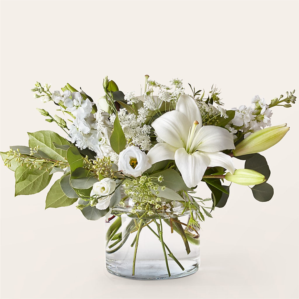 Alluring Elegance Bouquet – THE MOST BLOOMS & MORE, Grand Bay AL