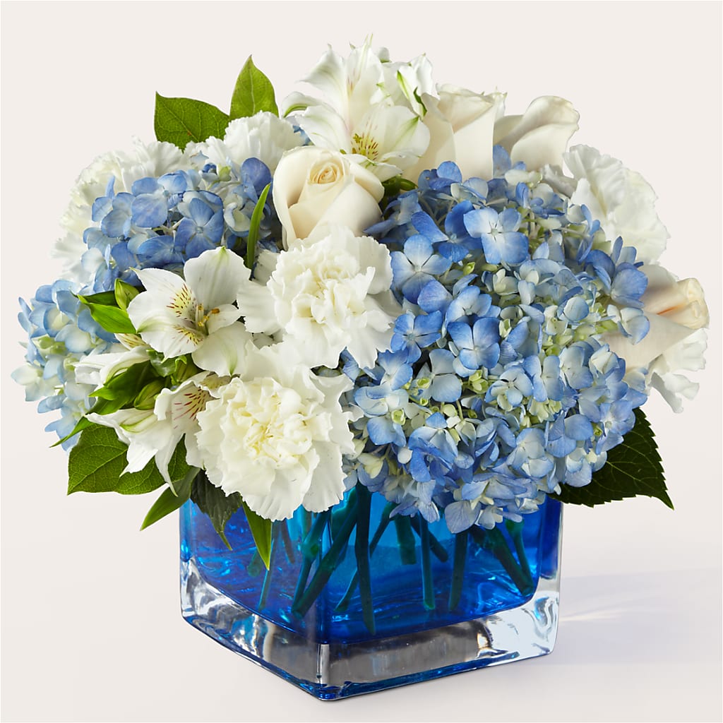 Soothing Waters Bouquet – THE MOST BLOOMS & MORE, Grand Bay AL