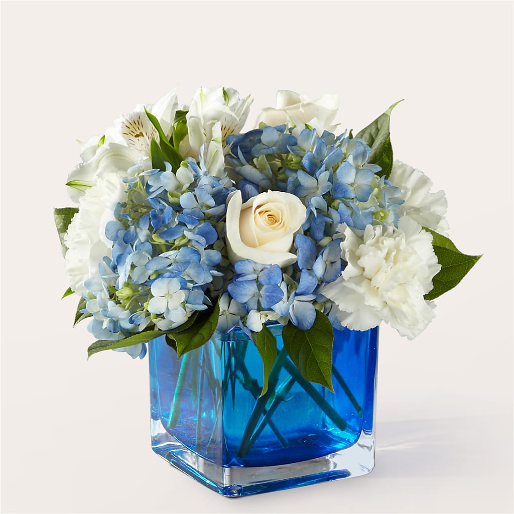 Soothing Waters Bouquet – THE MOST BLOOMS & MORE, Grand Bay AL