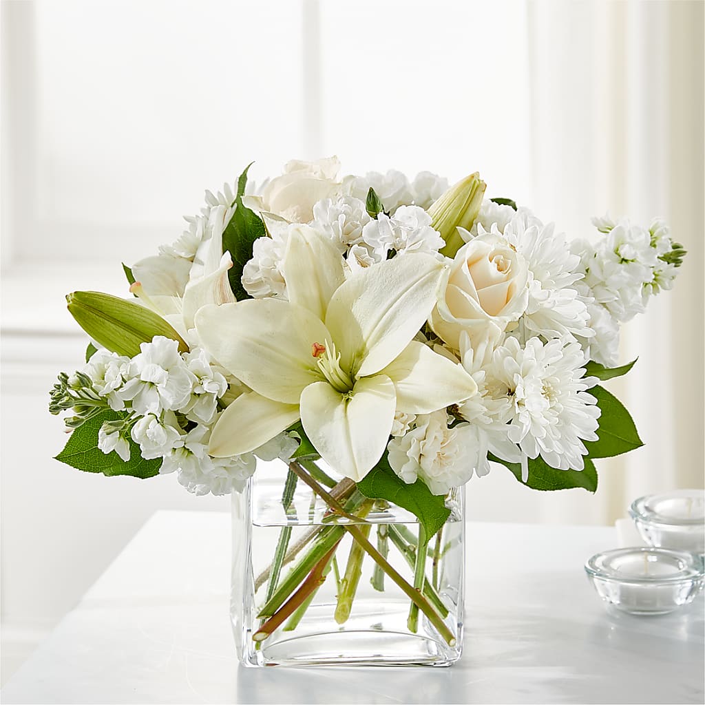 Gentle Breeze Bouquet – THE MOST BLOOMS & MORE, Grand Bay AL