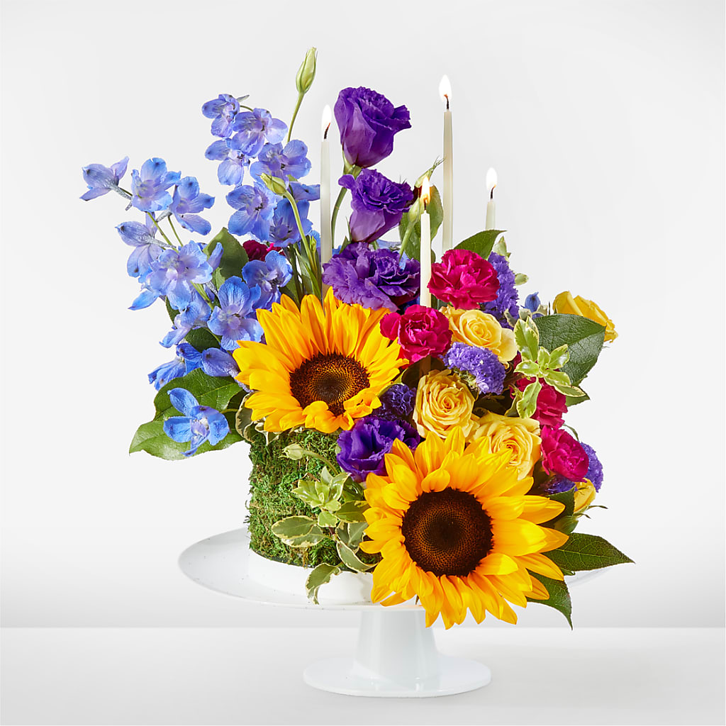 Star of the Day Floral Cake – THE MOST BLOOMS & MORE, Grand Bay AL
