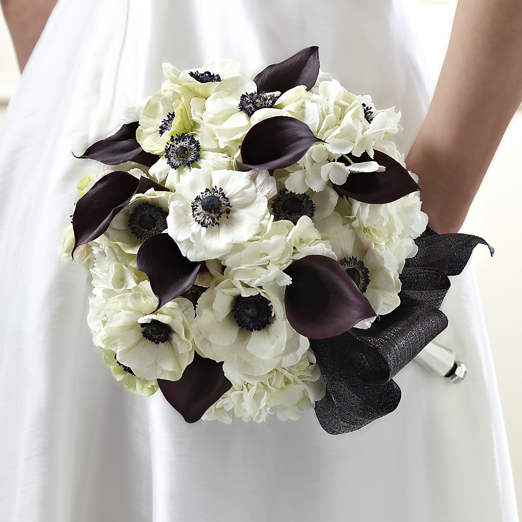 To Have and To Hold Bouquet – THE MOST BLOOMS & MORE, Grand Bay AL