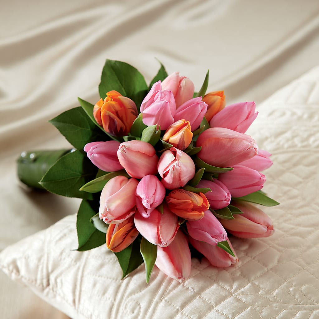 Embraceable Bouquet – THE MOST BLOOMS & MORE, Grand Bay AL