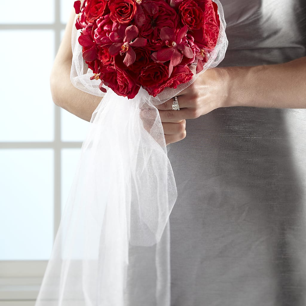 Desire Bouquet – THE MOST BLOOMS & MORE, Grand Bay AL