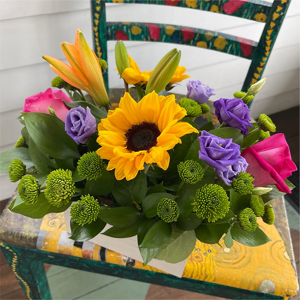 Best Day Box Bouquet – THE MOST BLOOMS & MORE, Grand Bay AL