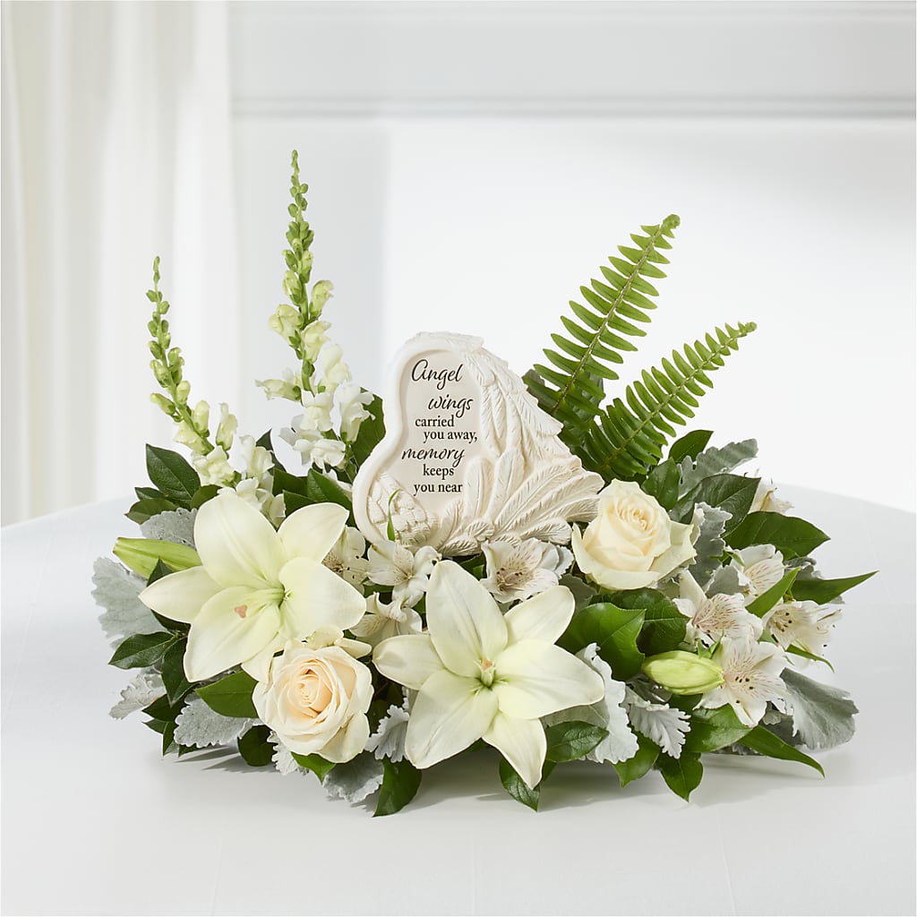 Holding You Close Arrangement – THE MOST BLOOMS & MORE, Grand Bay AL