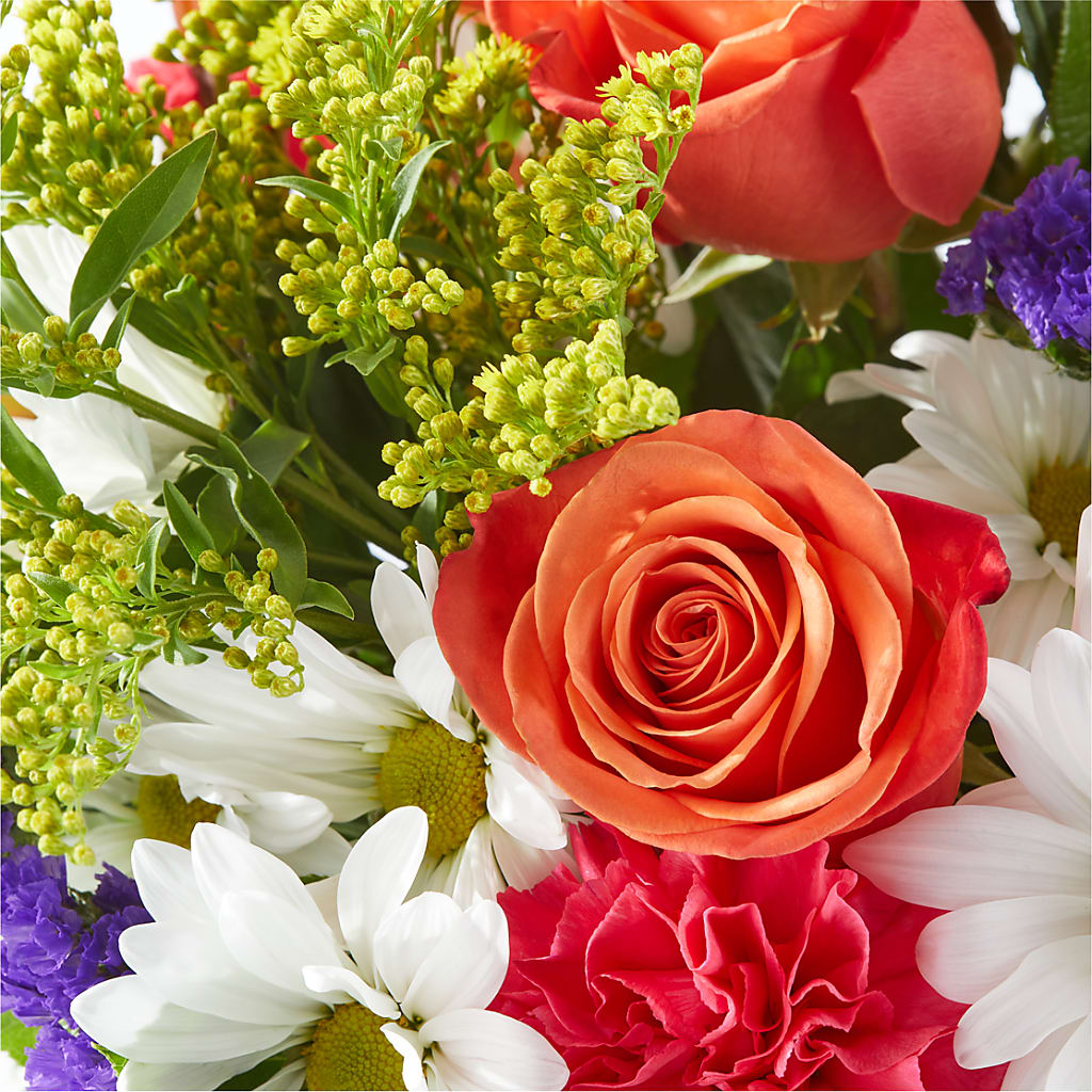 Oopsie Daisy Box Bouquet – THE MOST BLOOMS & MORE, Grand Bay AL
