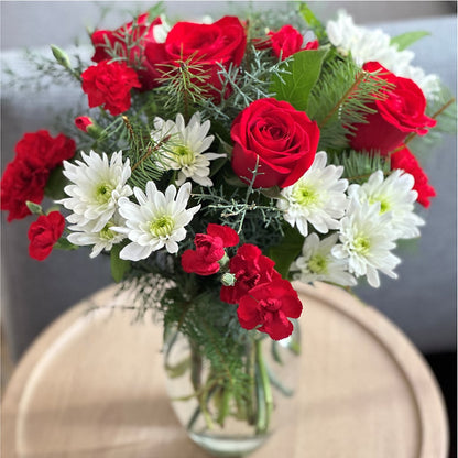Seasonal Magic Bouquet – THE MOST BLOOMS & MORE, Grand Bay AL