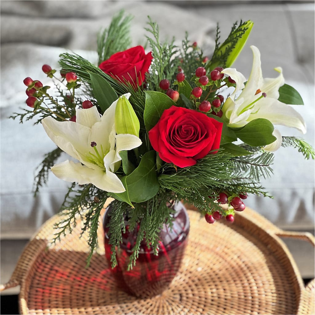 Evergreen Delight Bouquet – THE MOST BLOOMS & MORE, Grand Bay AL