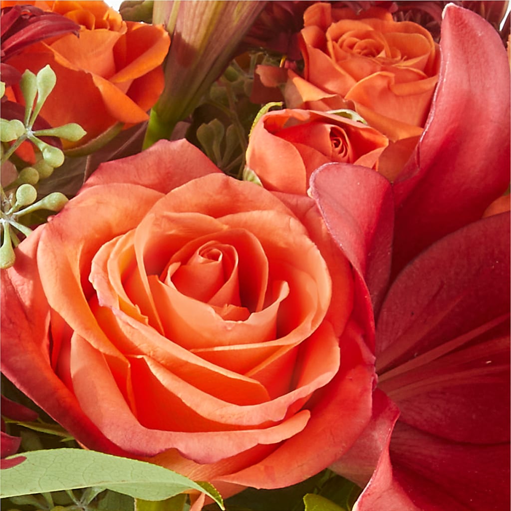 Crimson Leaves Bouquet – THE MOST BLOOMS & MORE, Grand Bay AL