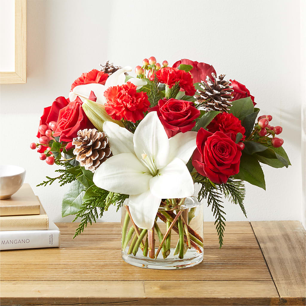 Oh So Jolly Bouquet – THE MOST BLOOMS & MORE, Grand Bay AL