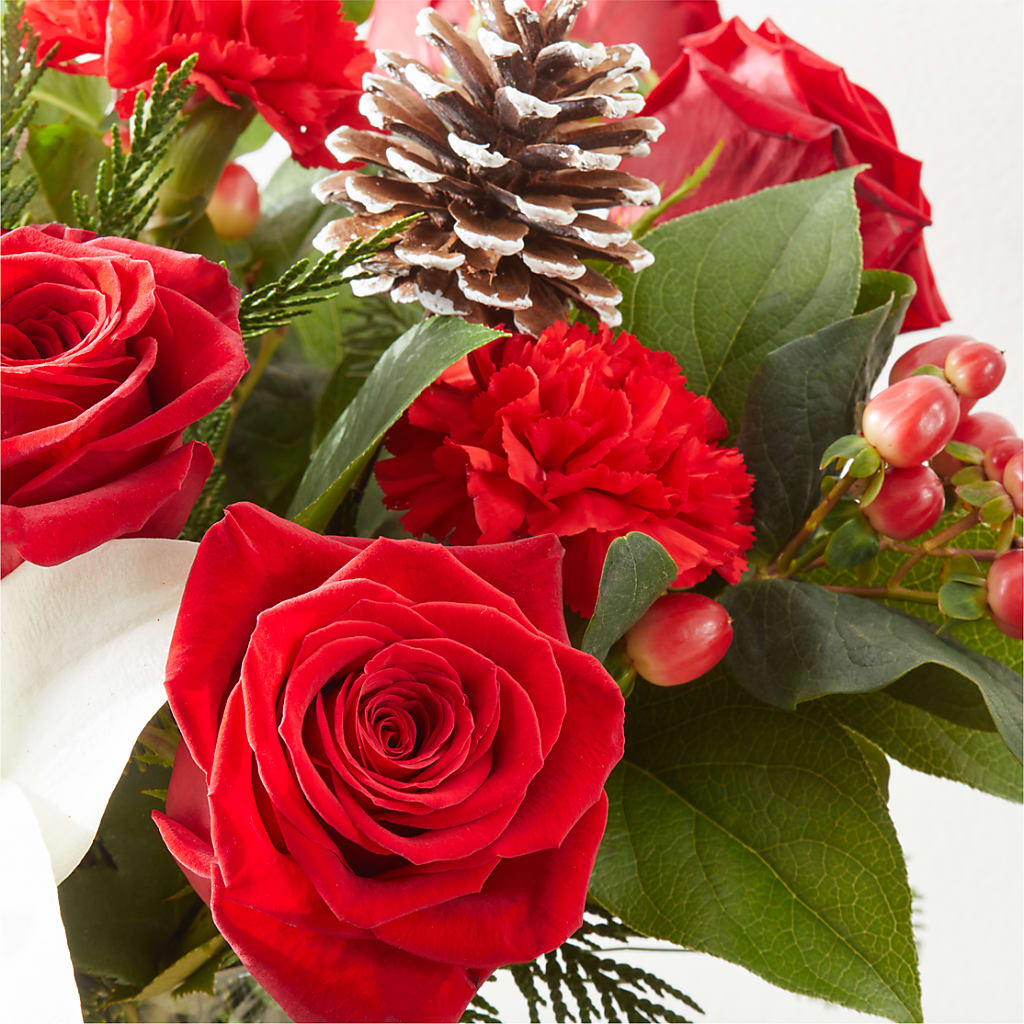 Oh So Jolly Bouquet – THE MOST BLOOMS & MORE, Grand Bay AL