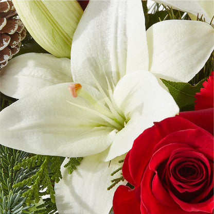 Oh So Jolly Bouquet – THE MOST BLOOMS & MORE, Grand Bay AL