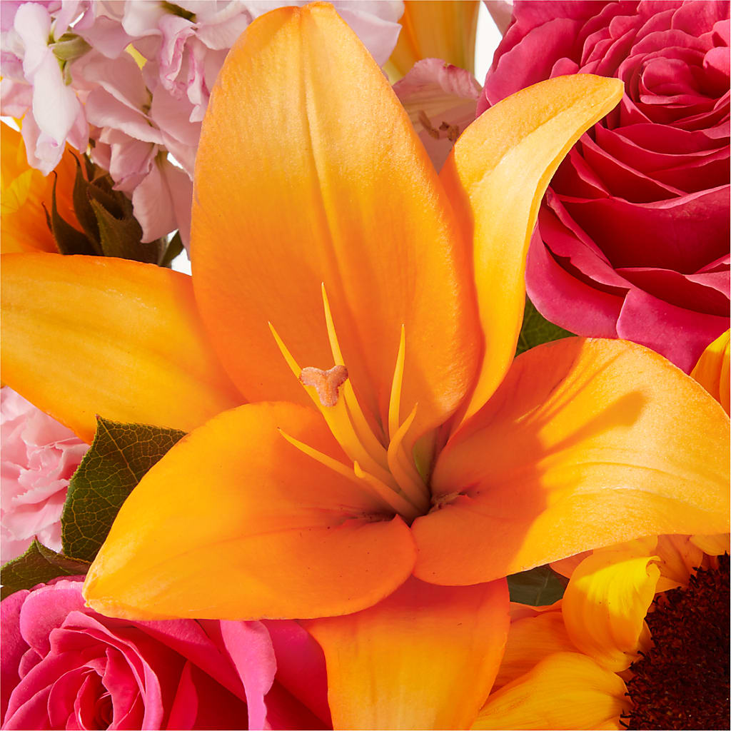 In Full Swing Bouquet – THE MOST BLOOMS & MORE, Grand Bay AL