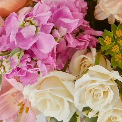Paradise Bouquet – THE MOST BLOOMS & MORE, Grand Bay AL