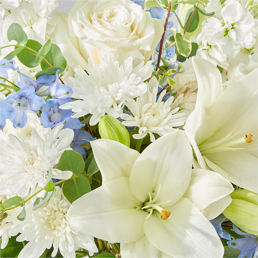 Peace of Mind Bouquet – THE MOST BLOOMS & MORE, Grand Bay AL