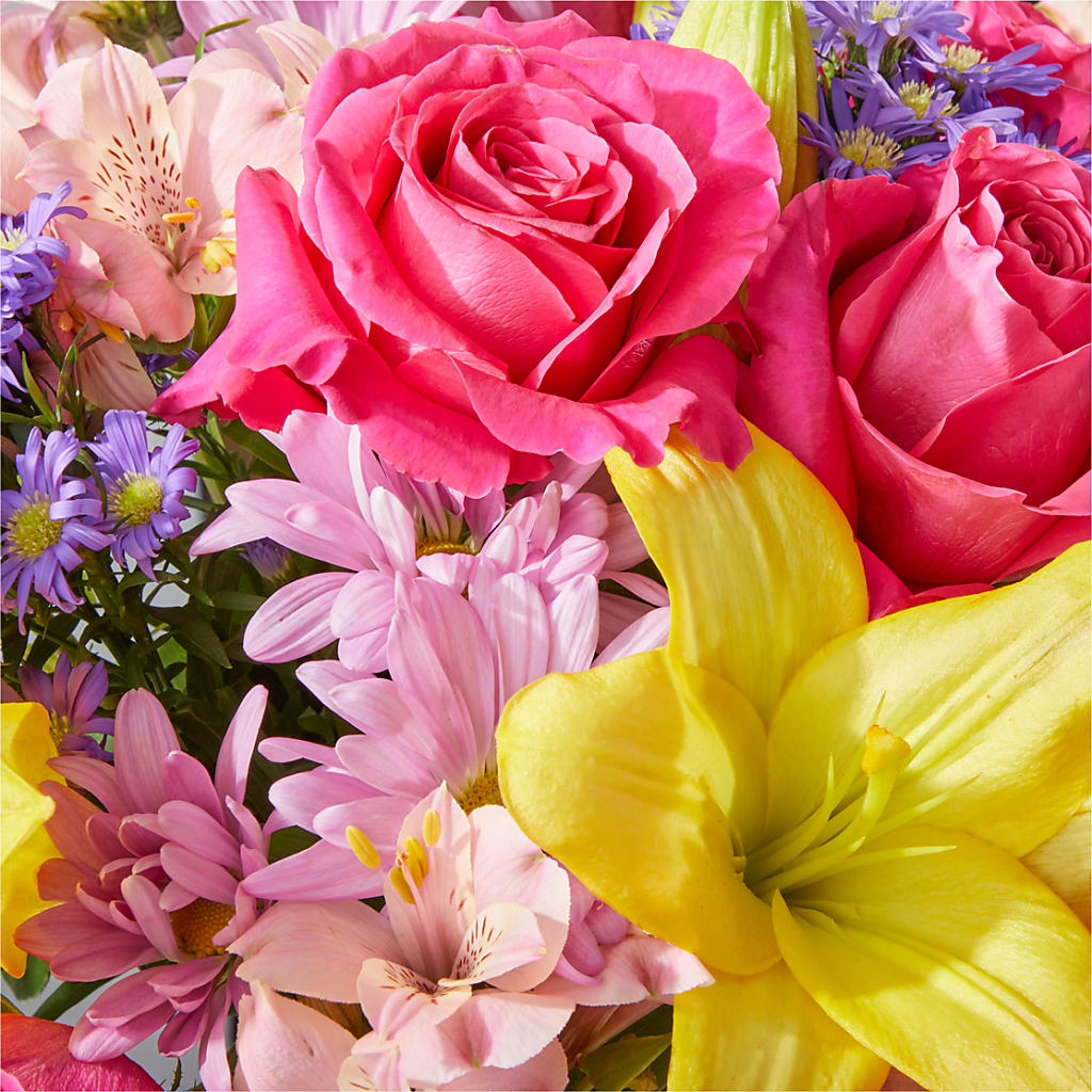 Sprinkles Bouquet – THE MOST BLOOMS & MORE, Grand Bay AL
