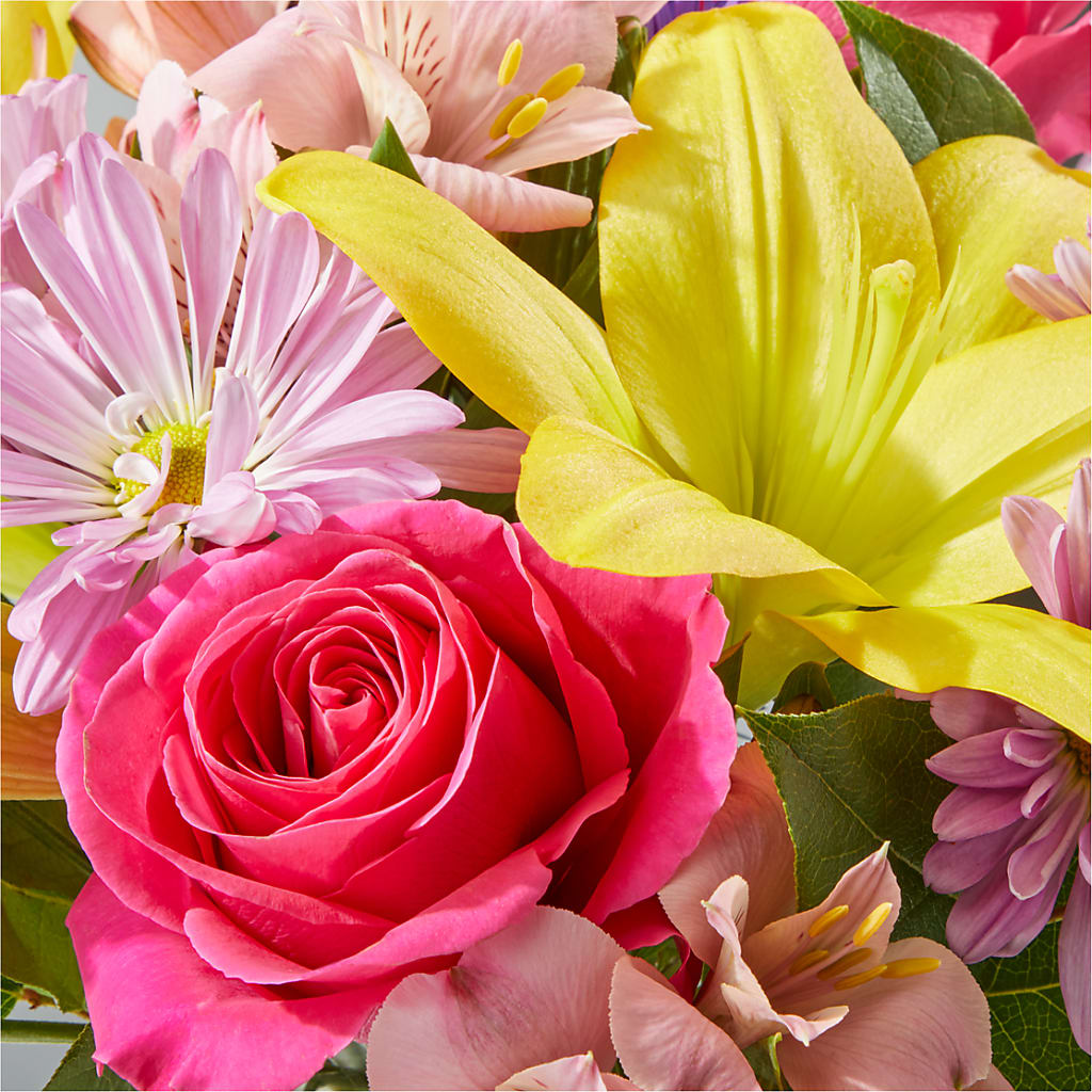 Sprinkles Bouquet – THE MOST BLOOMS & MORE, Grand Bay AL