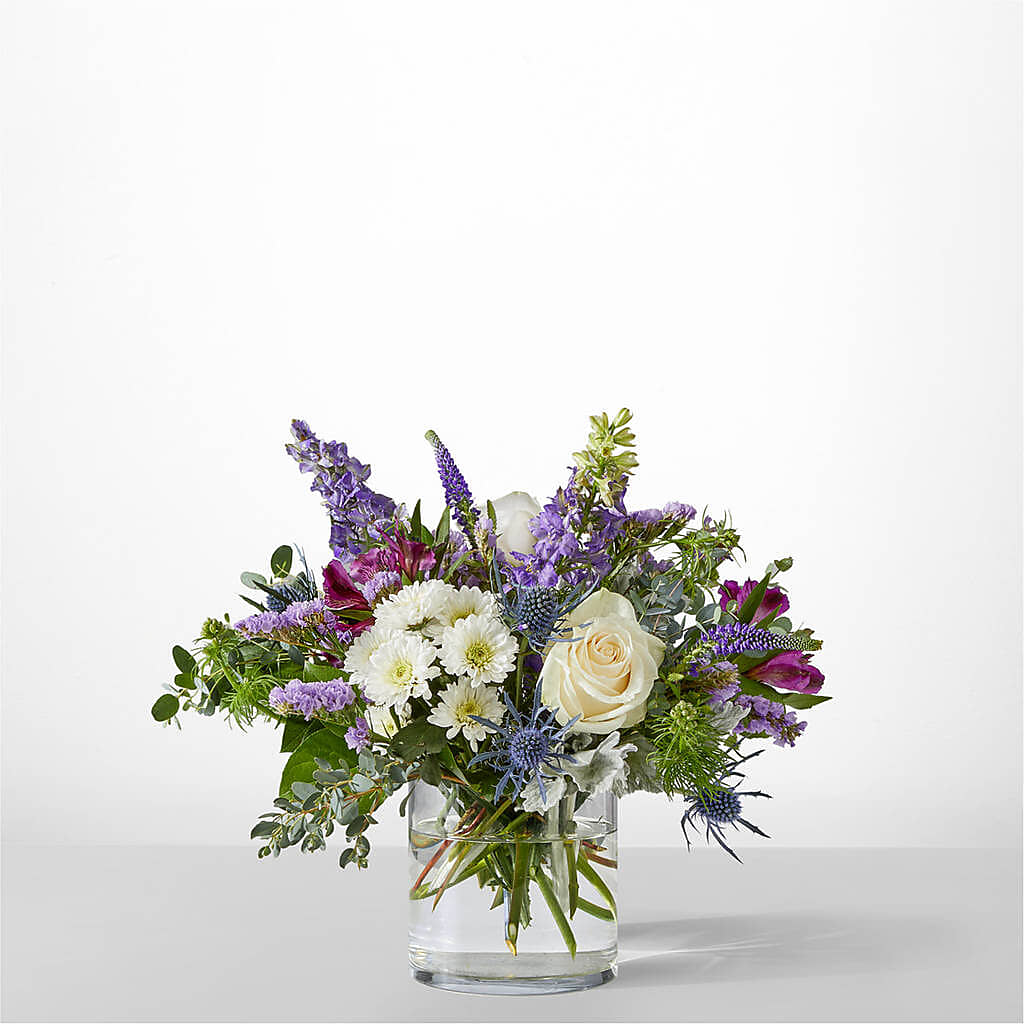 Shooting Star Bouquet – THE MOST BLOOMS & MORE, Grand Bay AL