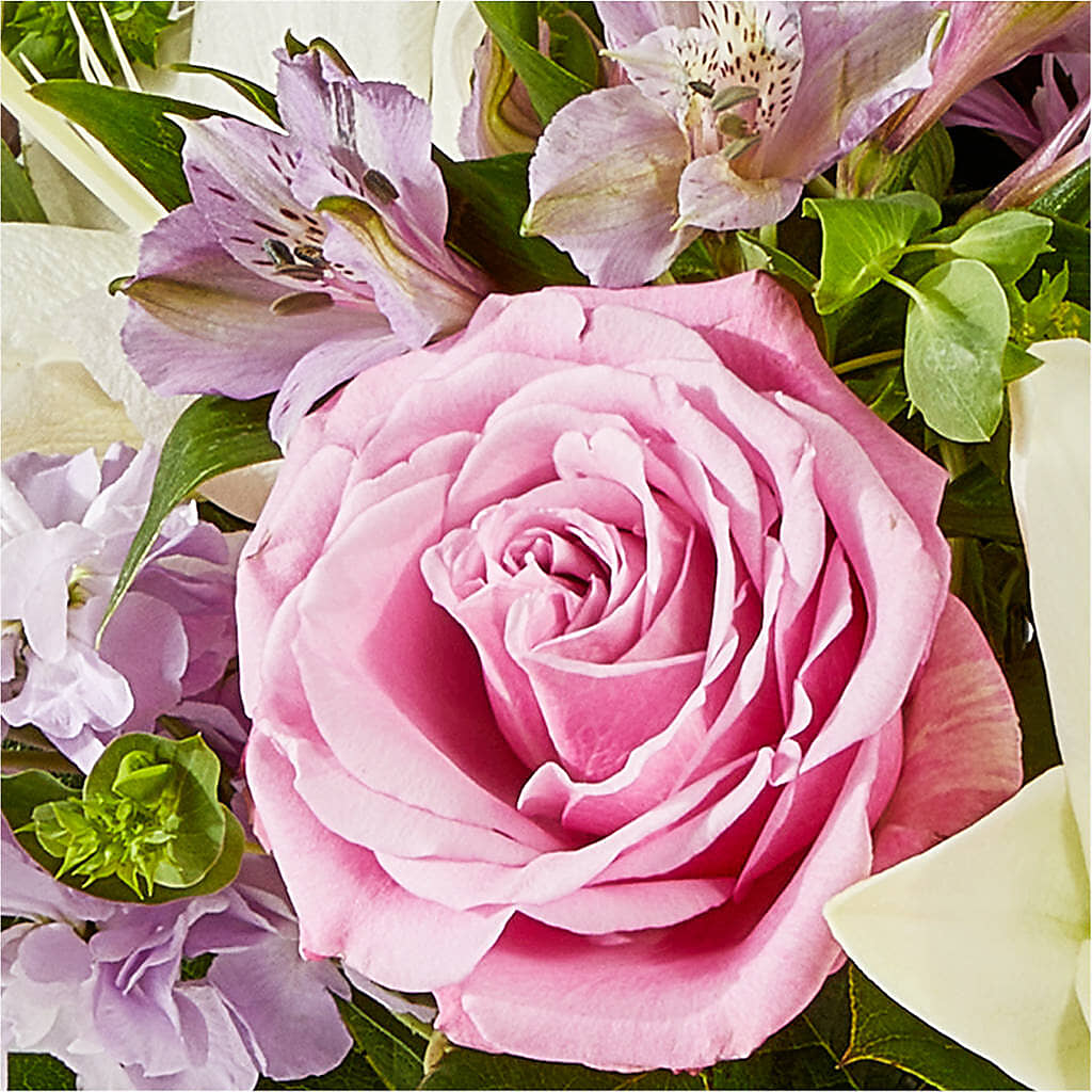 Daydreamer Bouquet – THE MOST BLOOMS & MORE, Grand Bay AL