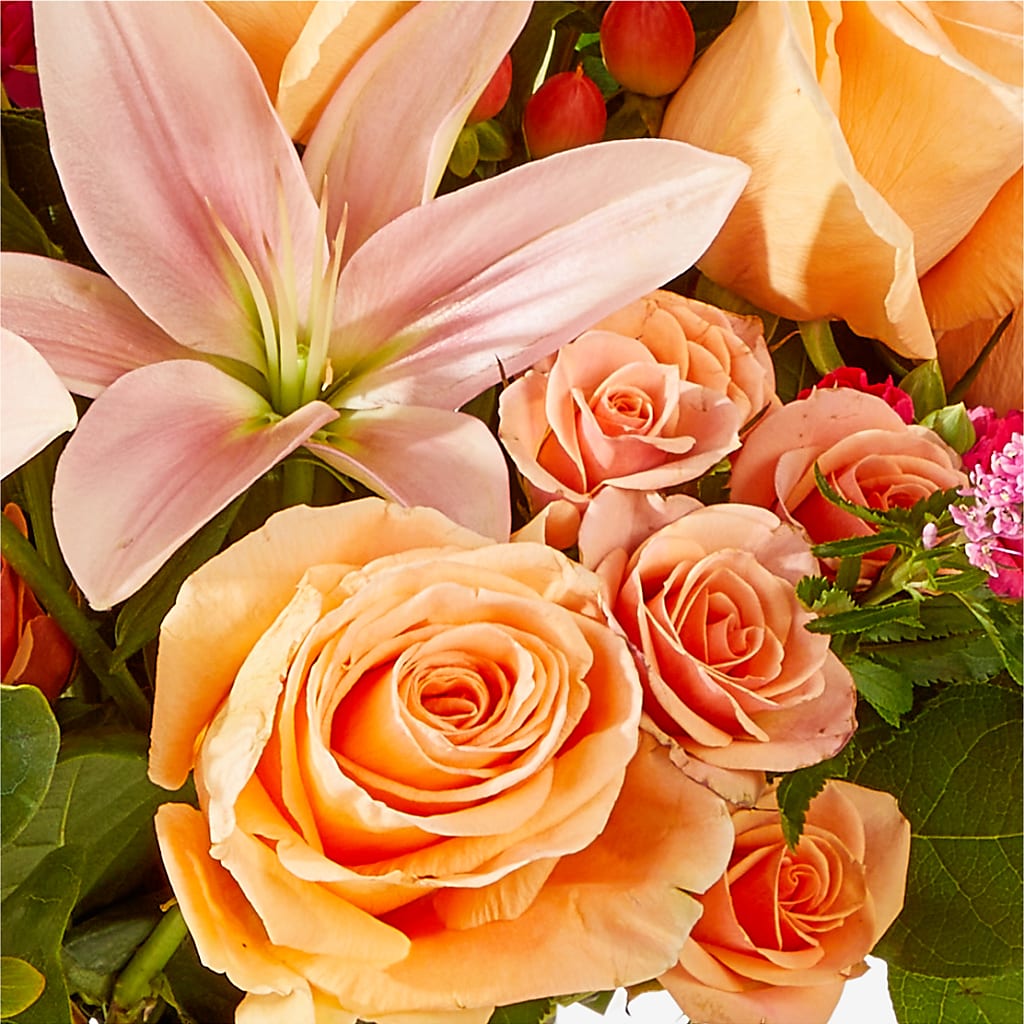 Bisous Bouquet – THE MOST BLOOMS & MORE, Grand Bay AL