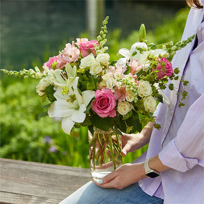 Fondly Bouquet – THE MOST BLOOMS & MORE, Grand Bay AL