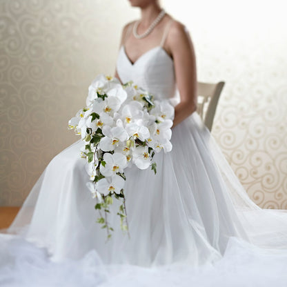 Classic White Bouquet – THE MOST BLOOMS & MORE, Grand Bay AL